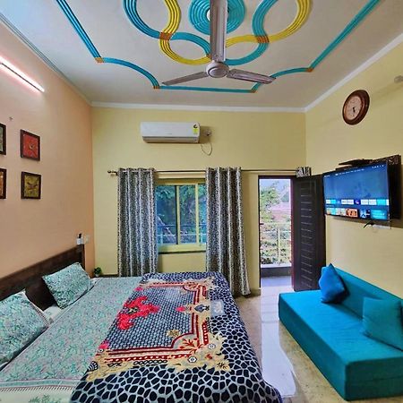 Anandam Home Stay Risikés Kültér fotó
