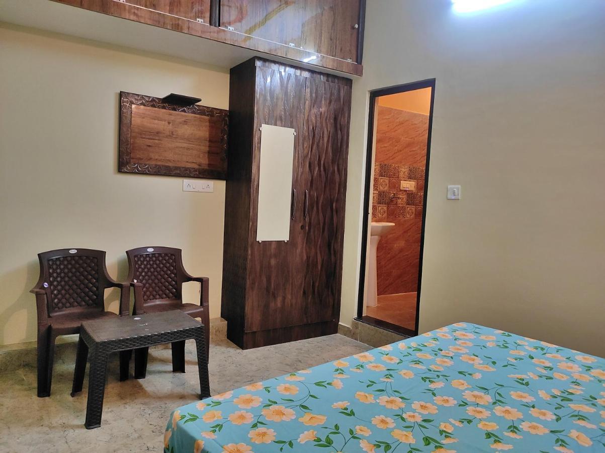 Anandam Home Stay Risikés Kültér fotó