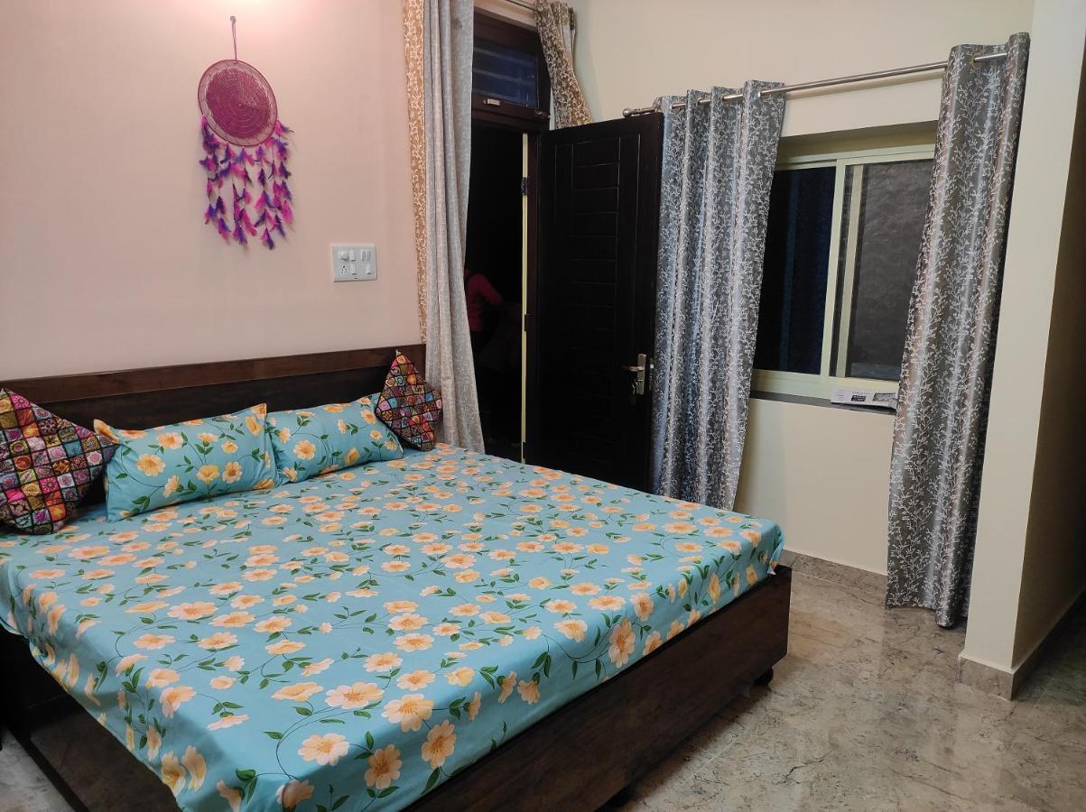 Anandam Home Stay Risikés Kültér fotó