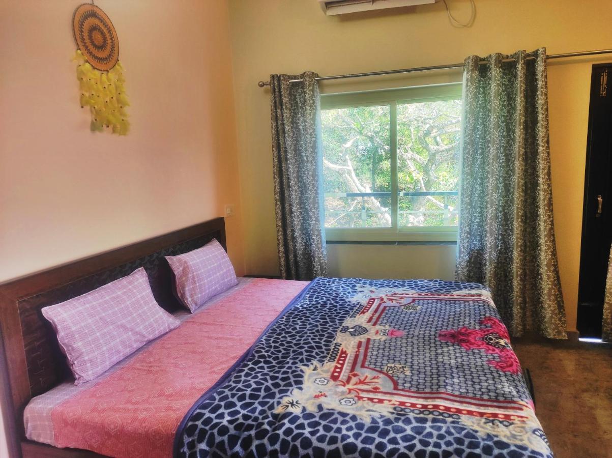Anandam Home Stay Risikés Kültér fotó