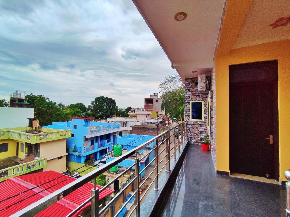 Anandam Home Stay Risikés Kültér fotó