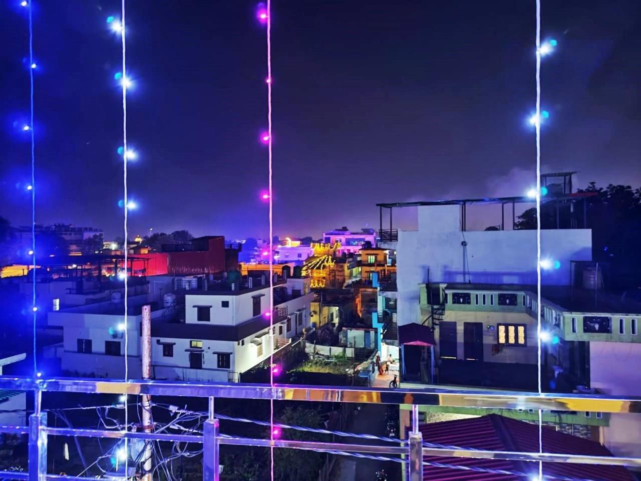 Anandam Home Stay Risikés Kültér fotó