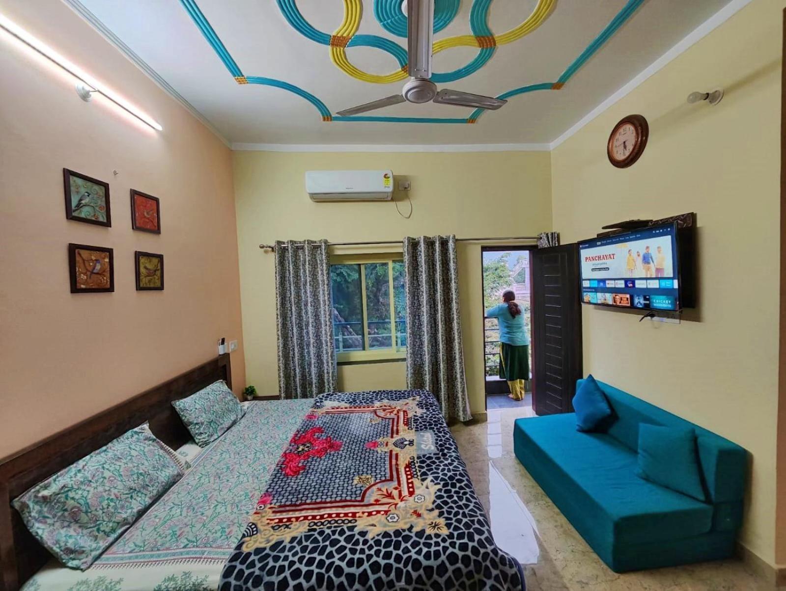 Anandam Home Stay Risikés Kültér fotó